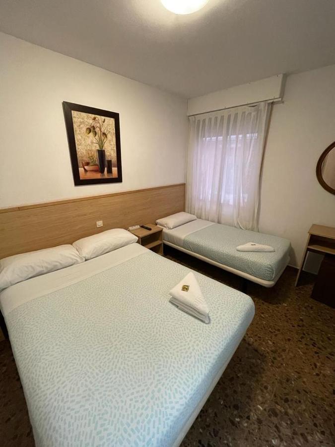 Hostal Milmarcos Zaragoza Dış mekan fotoğraf