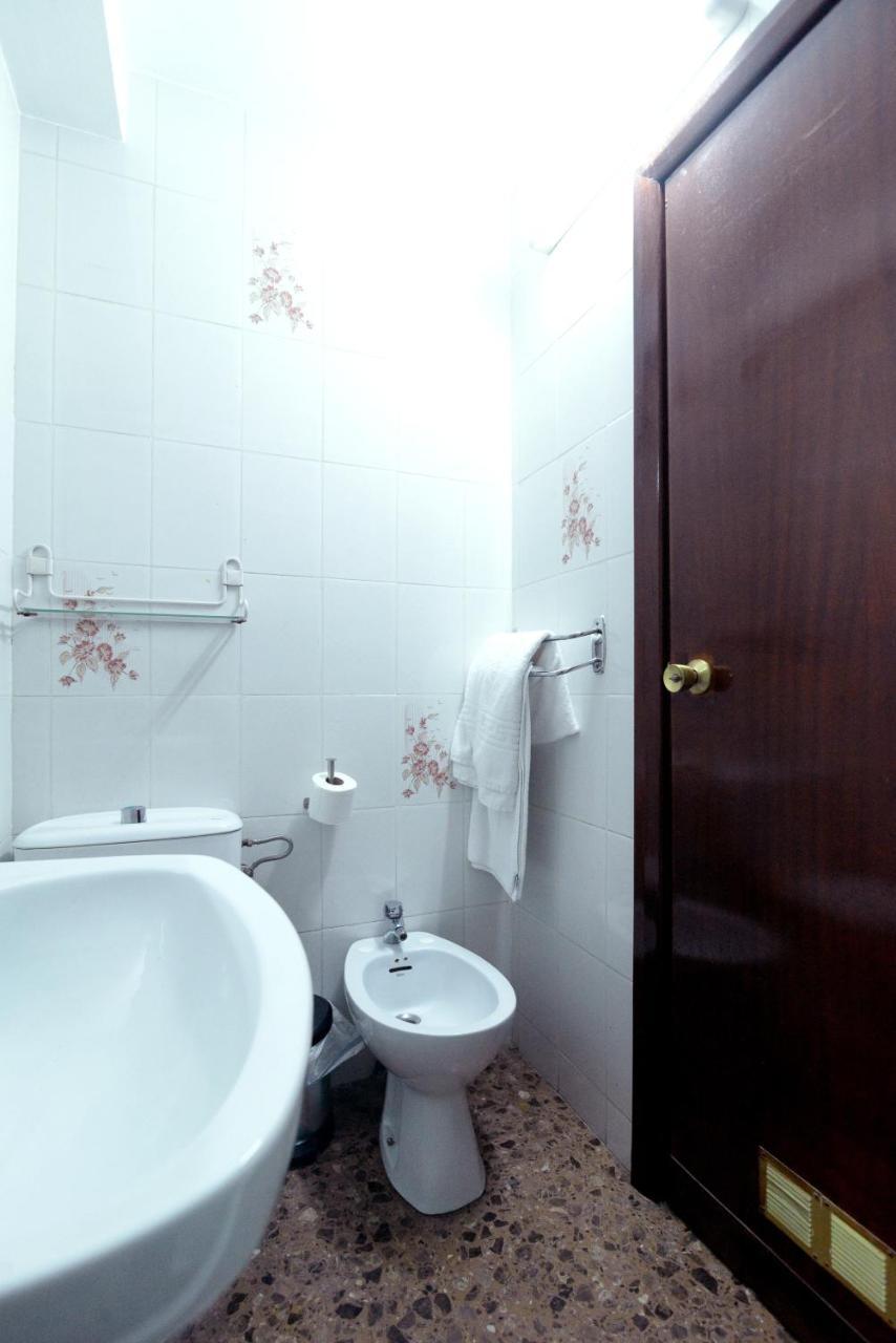 Hostal Milmarcos Zaragoza Dış mekan fotoğraf