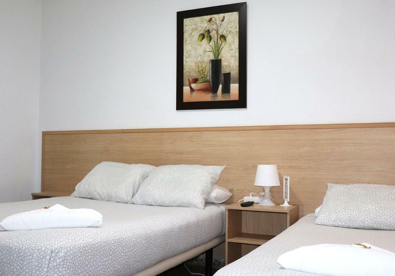 Hostal Milmarcos Zaragoza Dış mekan fotoğraf